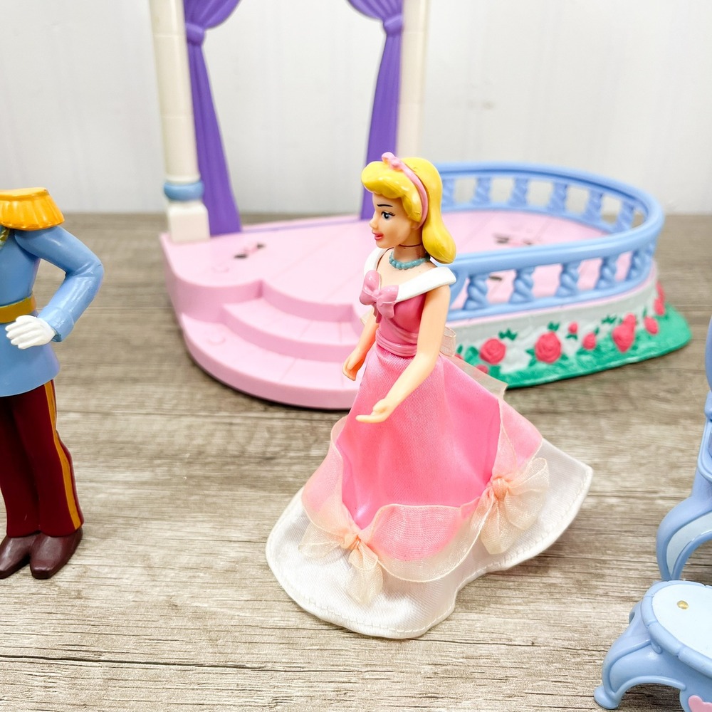 Disney Princess Cinderella Magic Dance Ballroom Playset Prince Charming Vanity - Picture 9 of 16